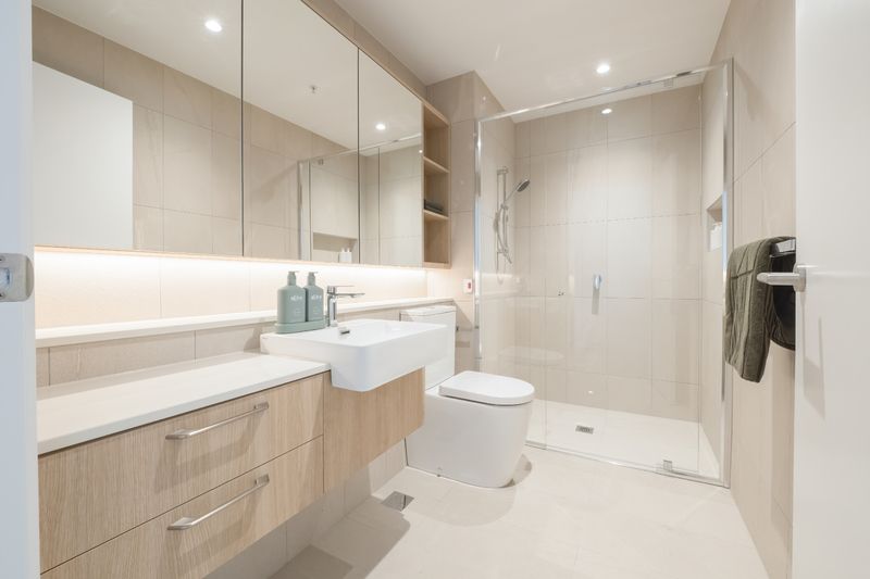 Exquisite Two-Bedroom Apartment with Scenic Northern Views – Enquire Today!
