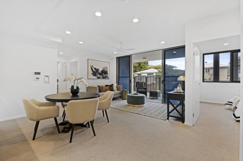 Contemporary east-facing third-floor two-bedroom apartment with reserve views