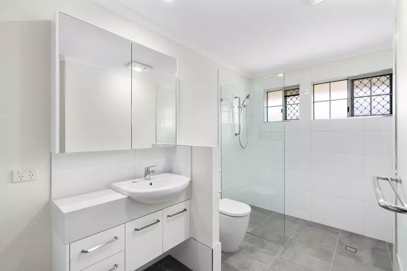 Beautiful two-bedroom, 1 bathroom villa.