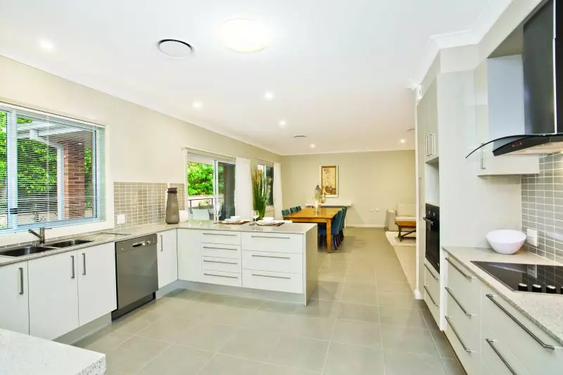 Spacious villa with double garage