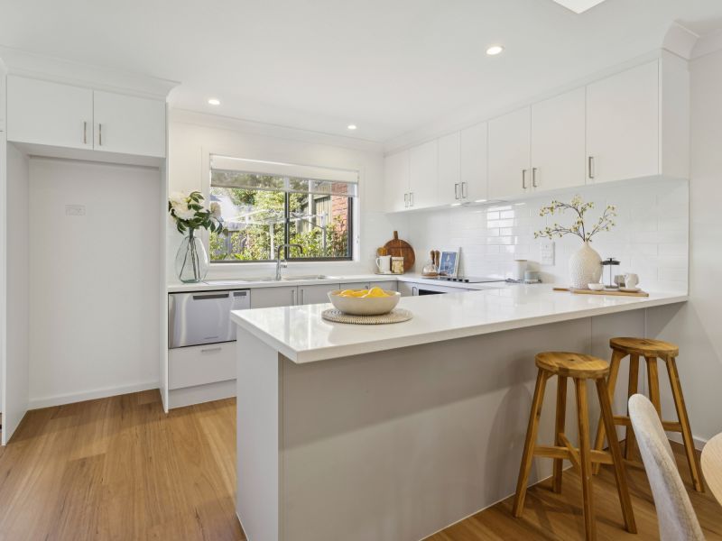 AVAILABLE NOW - Newly renovated 2br unit in peaceful position