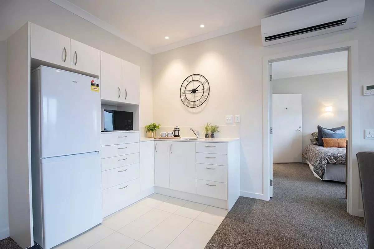 Top-Floor Garden View Apartment