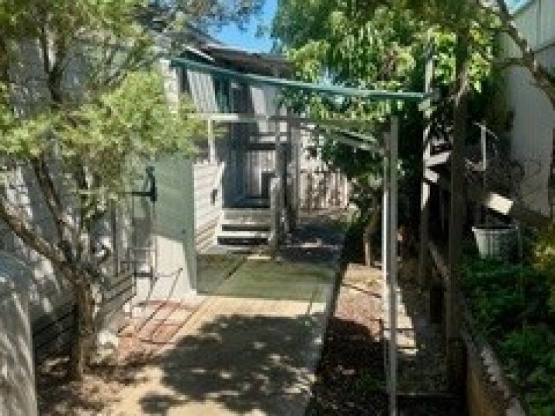 A Cozy Home in a Quiet Gated Community