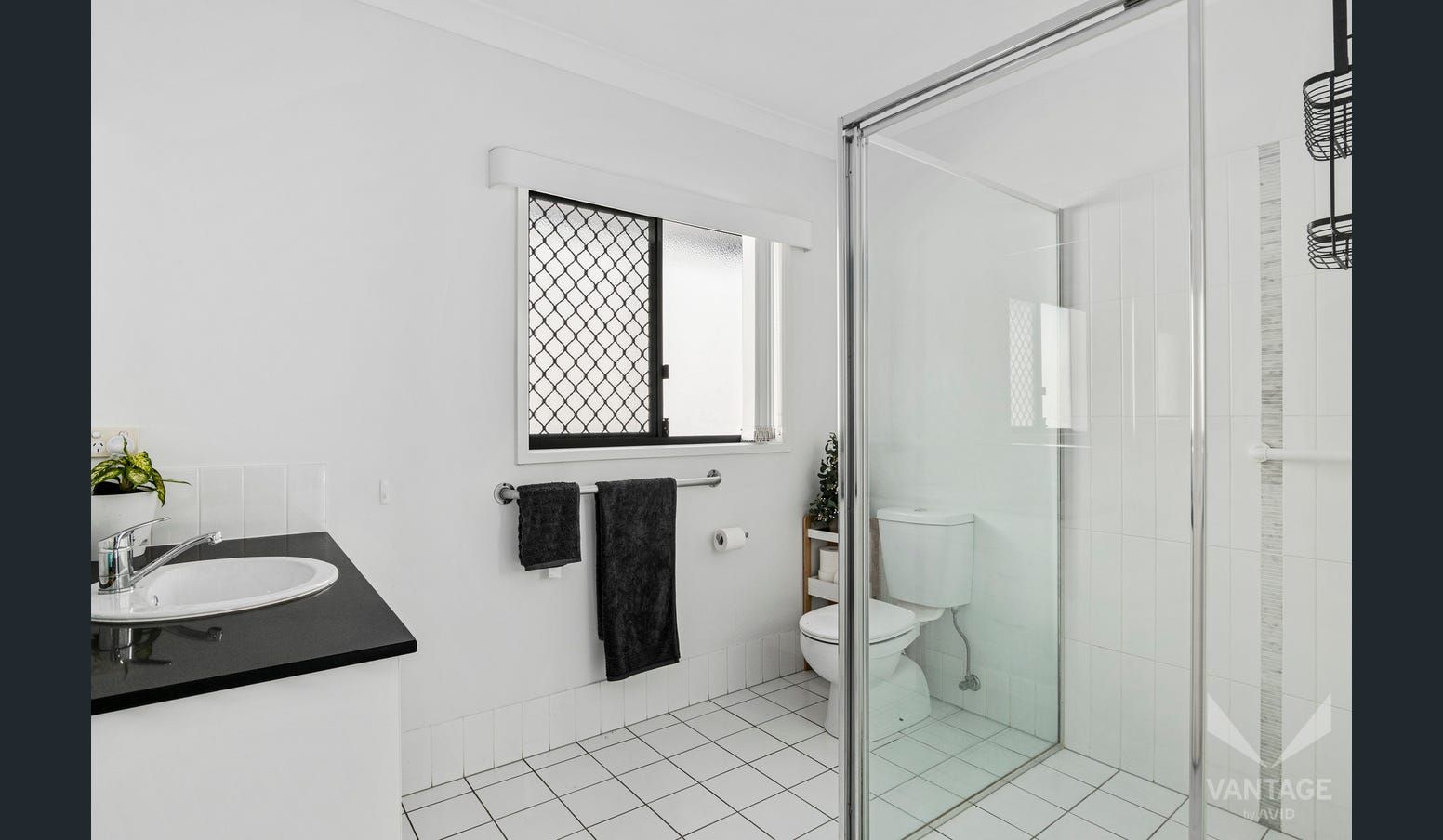 Light, Airy and Low-Maintenance - Simply Move In