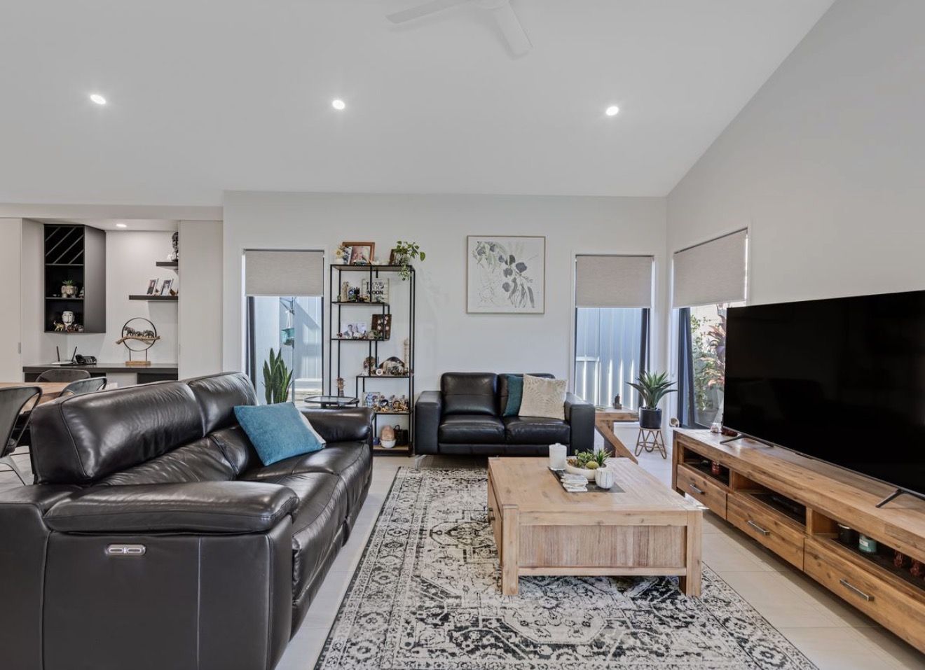 Palm Lake Caloundra Cay - Home 196 "Manaboa Design"