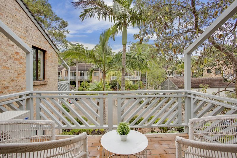 Bright and serene apartment