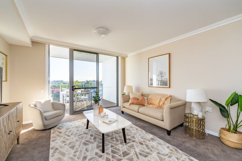 Blending Relaxation & Sophistication with city views to match!