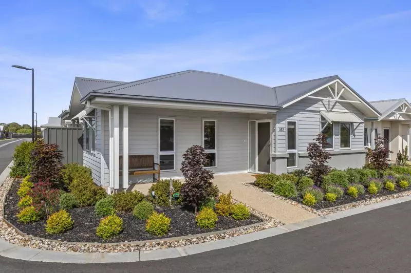 Desirable Location  – Space, Privacy and Comfort