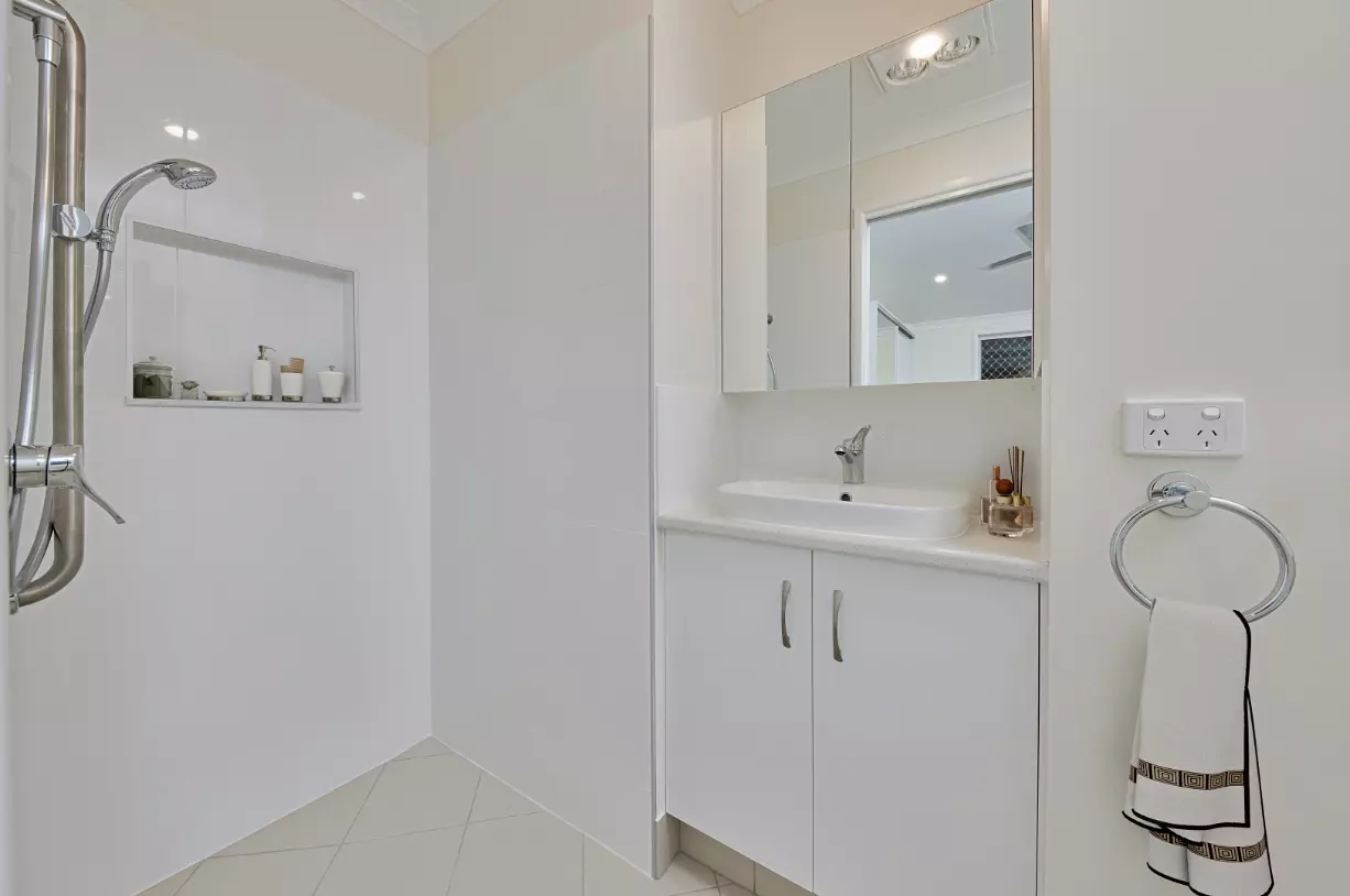 Enjoy retirement living with spacious One Bedroom unit!