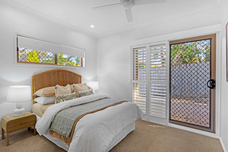 Beautifully presented two-bedroom villa