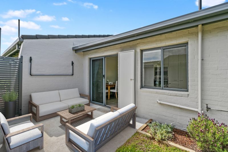 Dreaming of a lakeside retreat? Welcome to Patterson Lakes Retirement Village