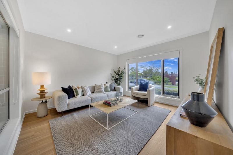 81/5 Harmony Chase, Clyde North