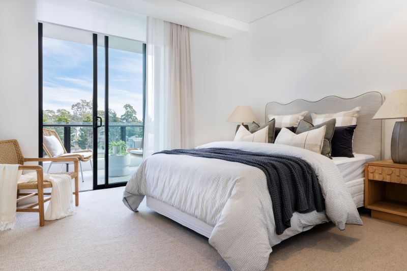 Spacious 2-bedroom apartment with private balcony & study nook