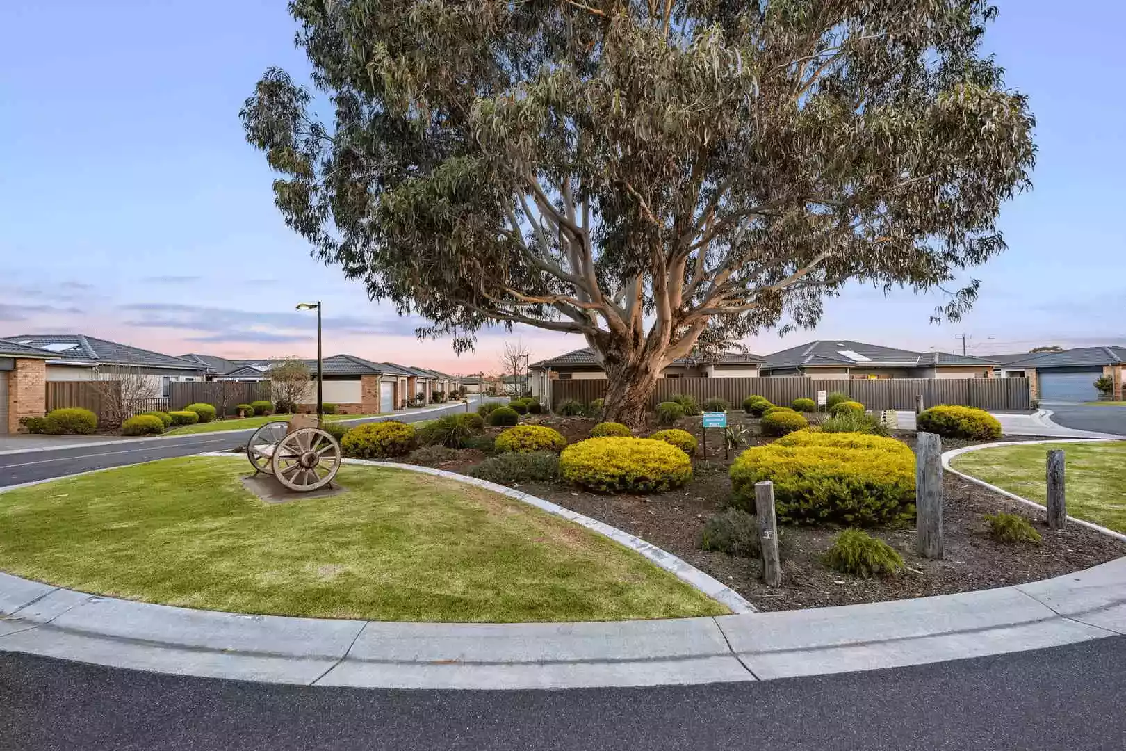 Luxury & Spacious 2 Bedroom Villas!