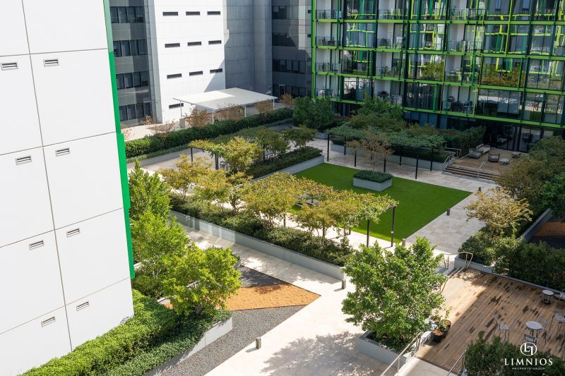 We've done all the work for you to move in Straight away at this Perfect Location!