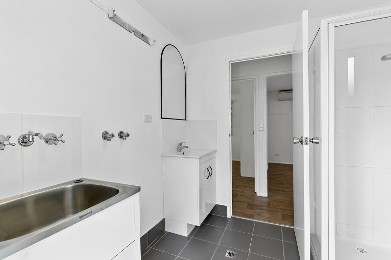 Freshly Updated Tropical Retreat