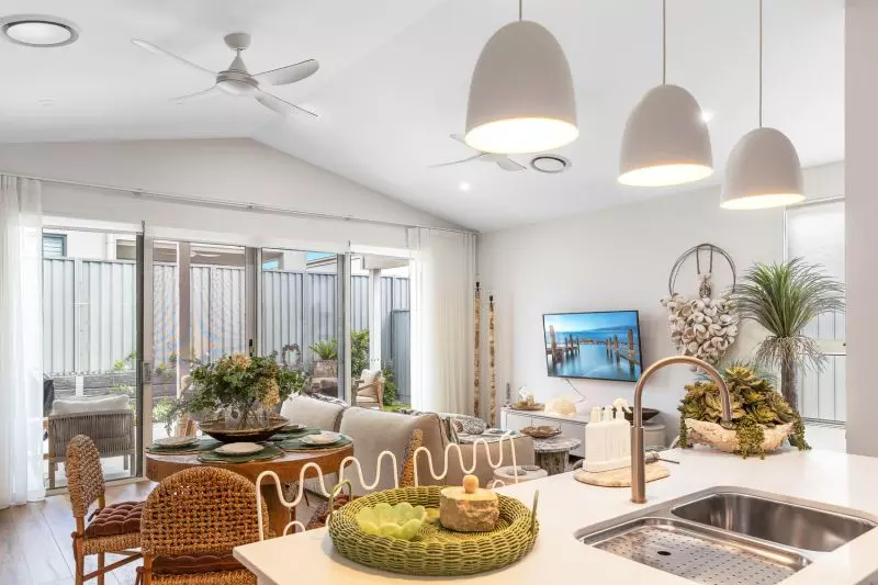 Quiet, Contemporary Living with Privacy and Space