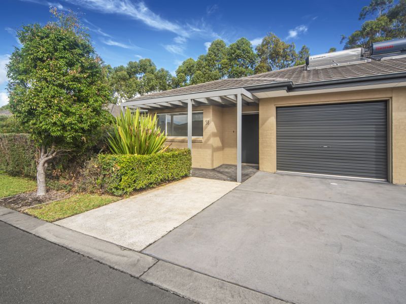 Elegant villa with flexible study space