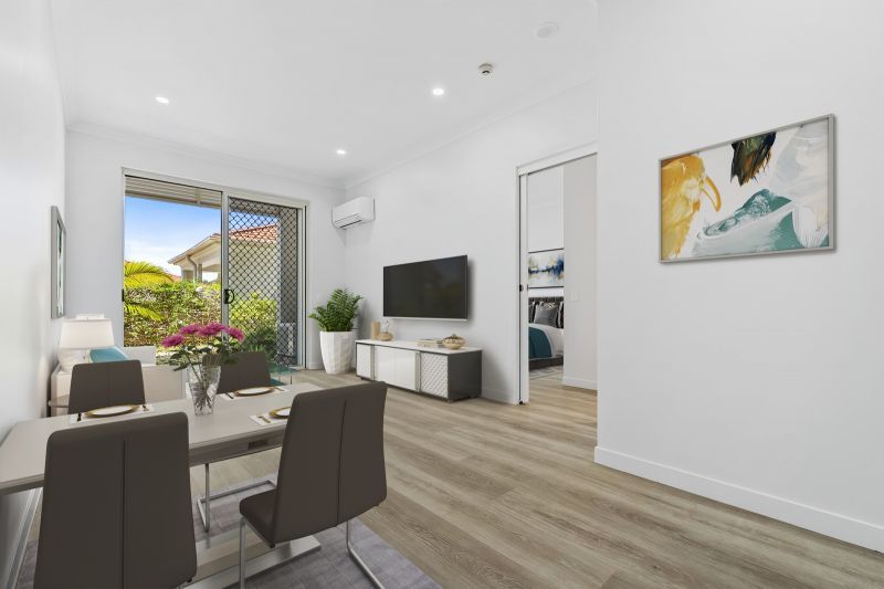 Ground-floor garden apartment!