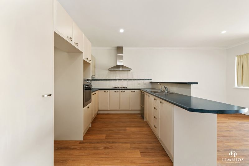 SOLD! Location Meets Lifestyle in Every Detail
Live Beautifully in a Quiet Wembley Villa
Designed for Downsizing