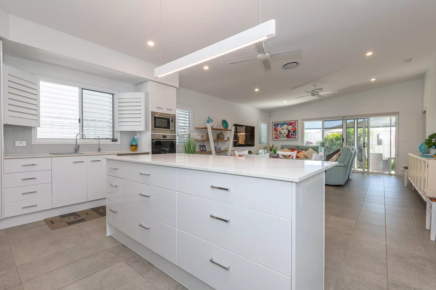 Stylish, Sophisticated & Ready to Impress 