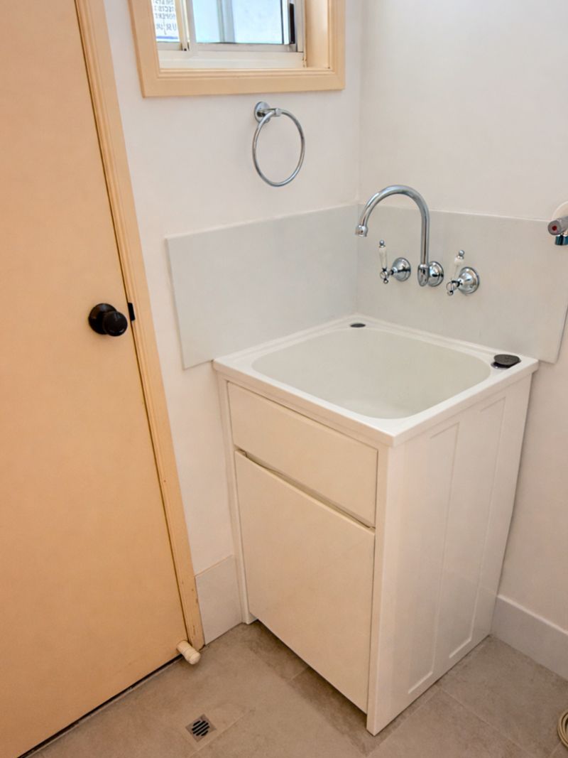 Kincumber Nautical Village - 209 John Hunter Dr