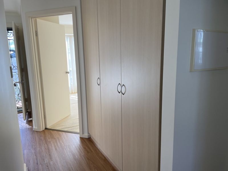 Great Location in lovely Community