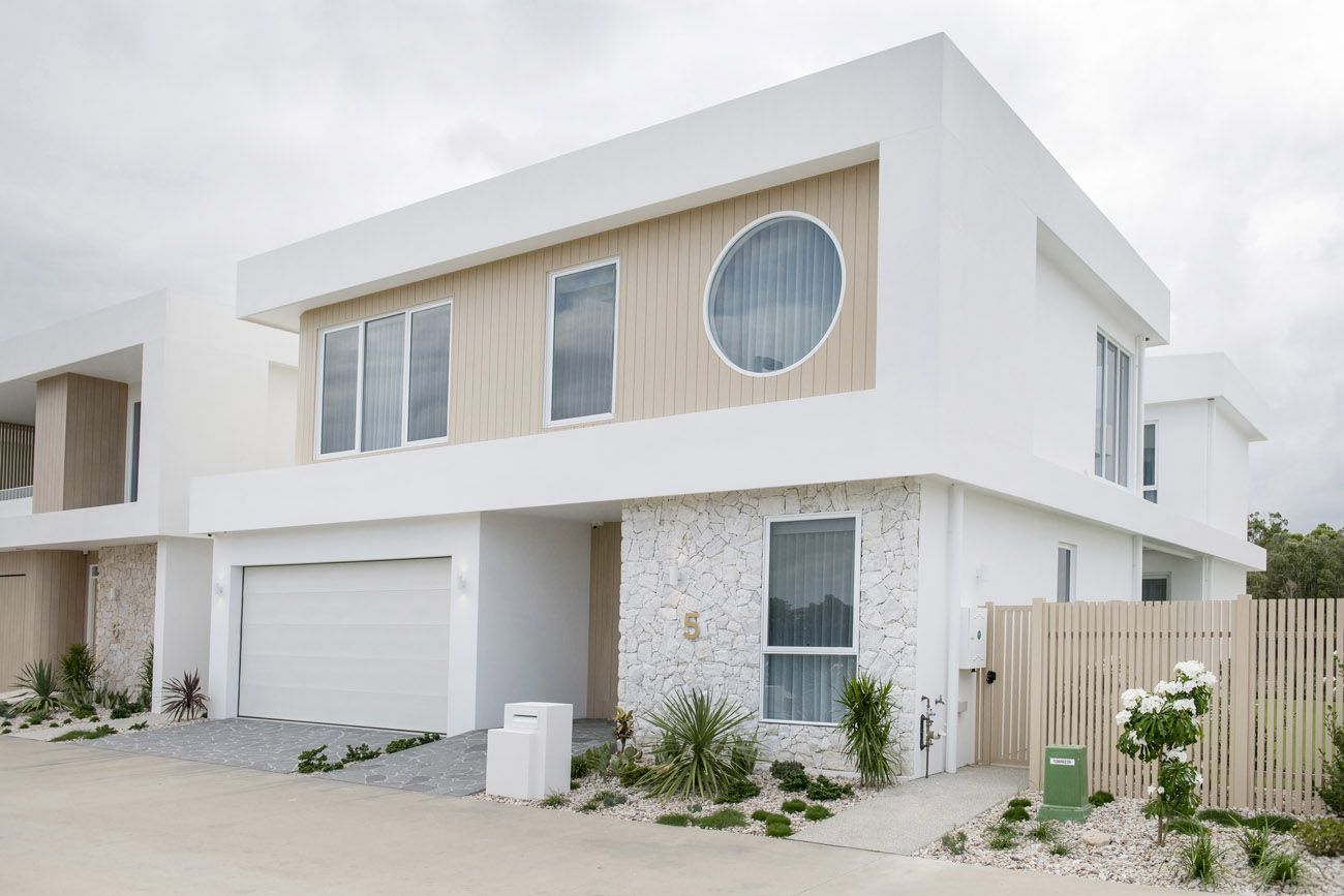 Ceres by Palm Lake Resort Pelican Waters