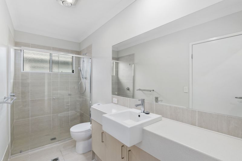 Modern Build - Ready NOW for Summer Comfort!