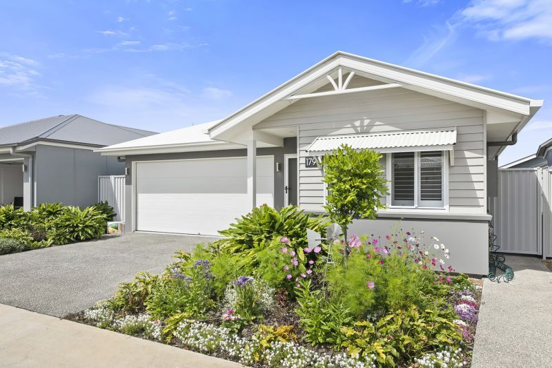 Perfect Location – Move in Ready!