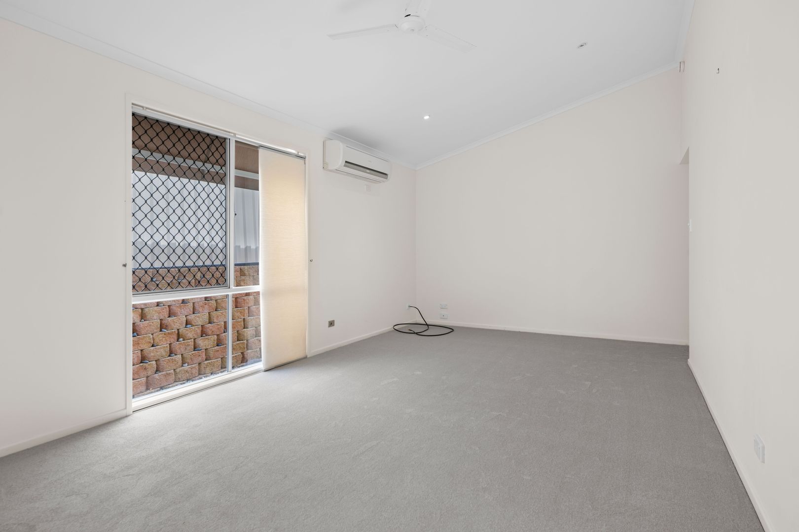 Great location for this two bedroom home in Palm Lake Resort Eagleby