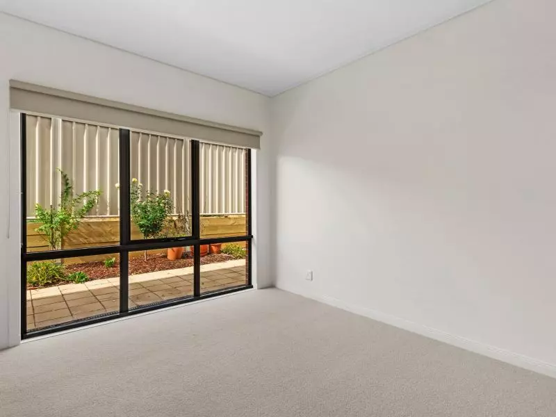 Looking for the space of a house, with a garden to match?