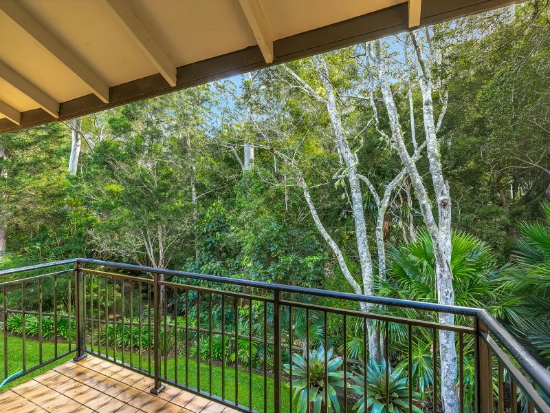 Modern Styling, Close to Village Amenities