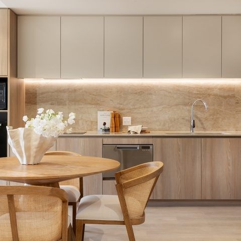 Generous 1-bedroom apartment with your own private balcony