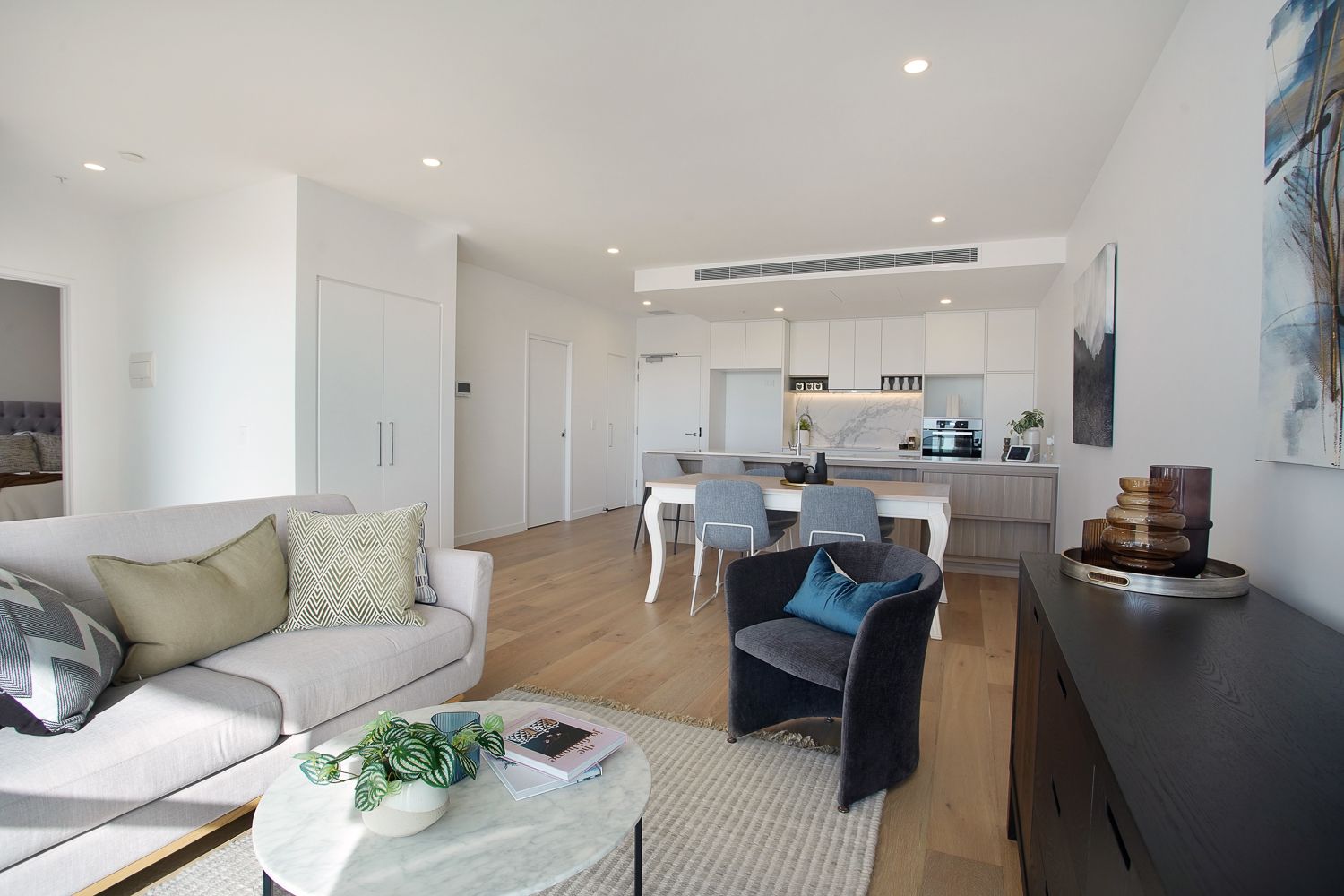  Stylish & Spacious in The Perfect Locale!