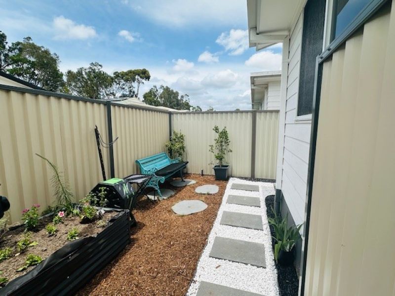 LOVELY STREET APPEAL