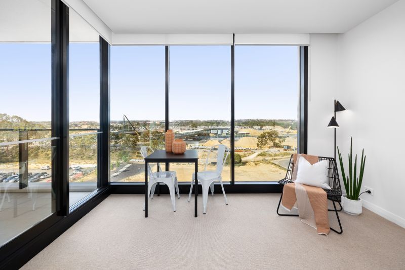 Modern Design, Location and Professional Lifestyle!