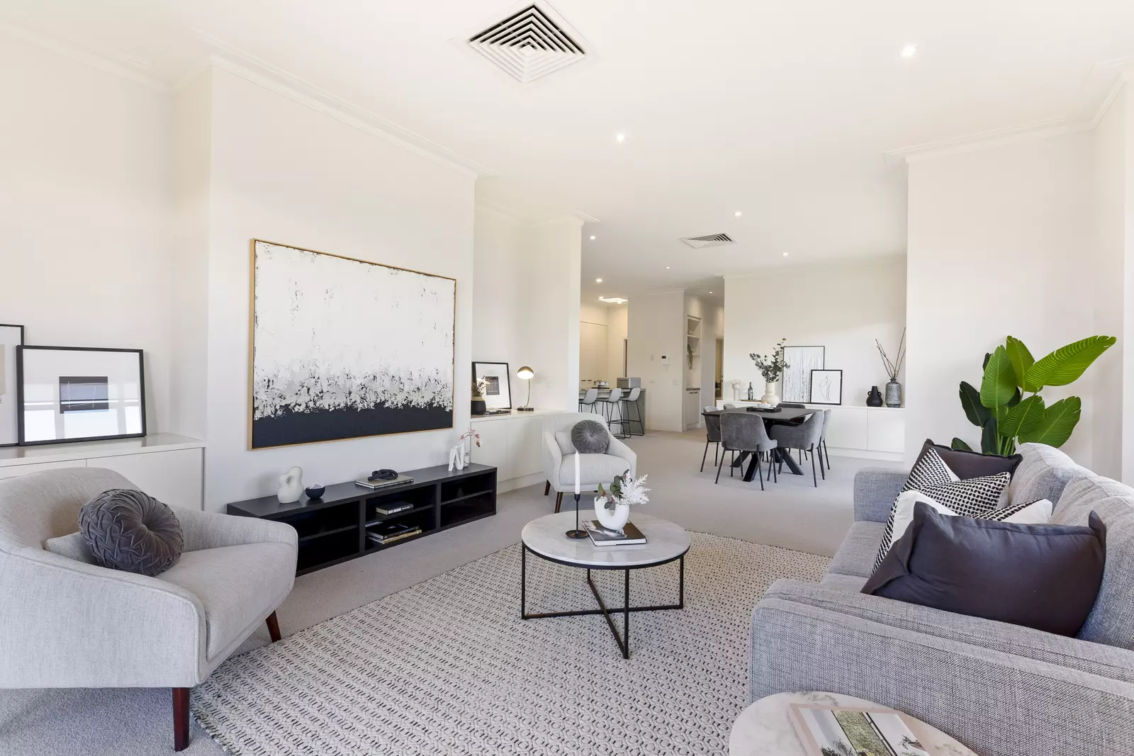 3-bedroom penthouse with spectacular views