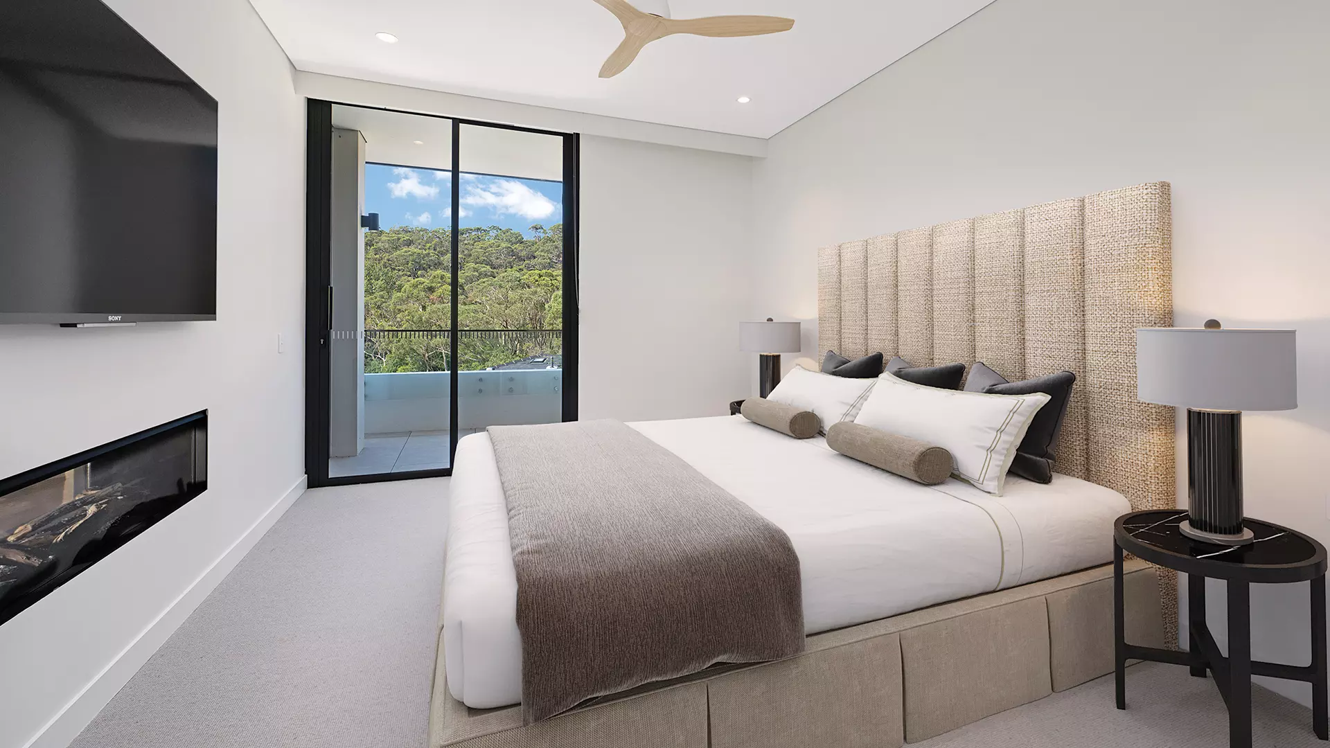 Apt 521 - Stunning views and an oversized covered balcony