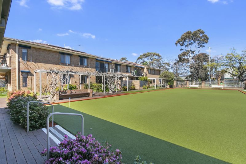 Experience the best of the bay and city life at Oak Grange Retirement Village