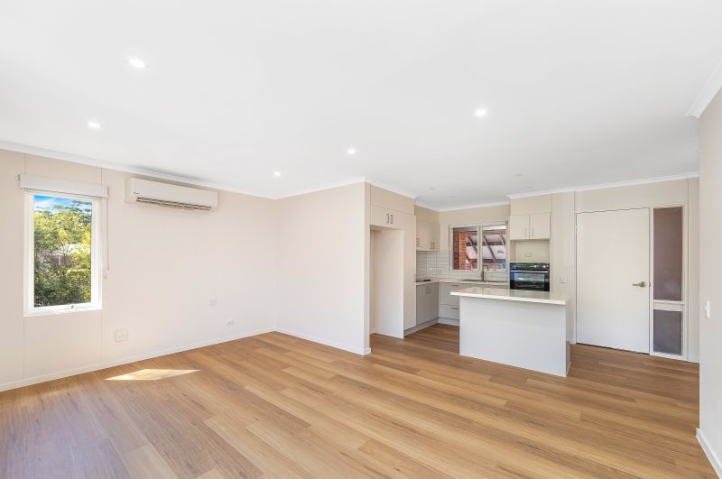 2 Bedroom, One Garage Upper Level Unit - Over 55's!