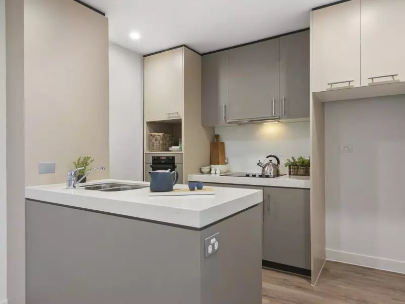 Bright, Airy Apartment with Balcony Views and Modern Finishes