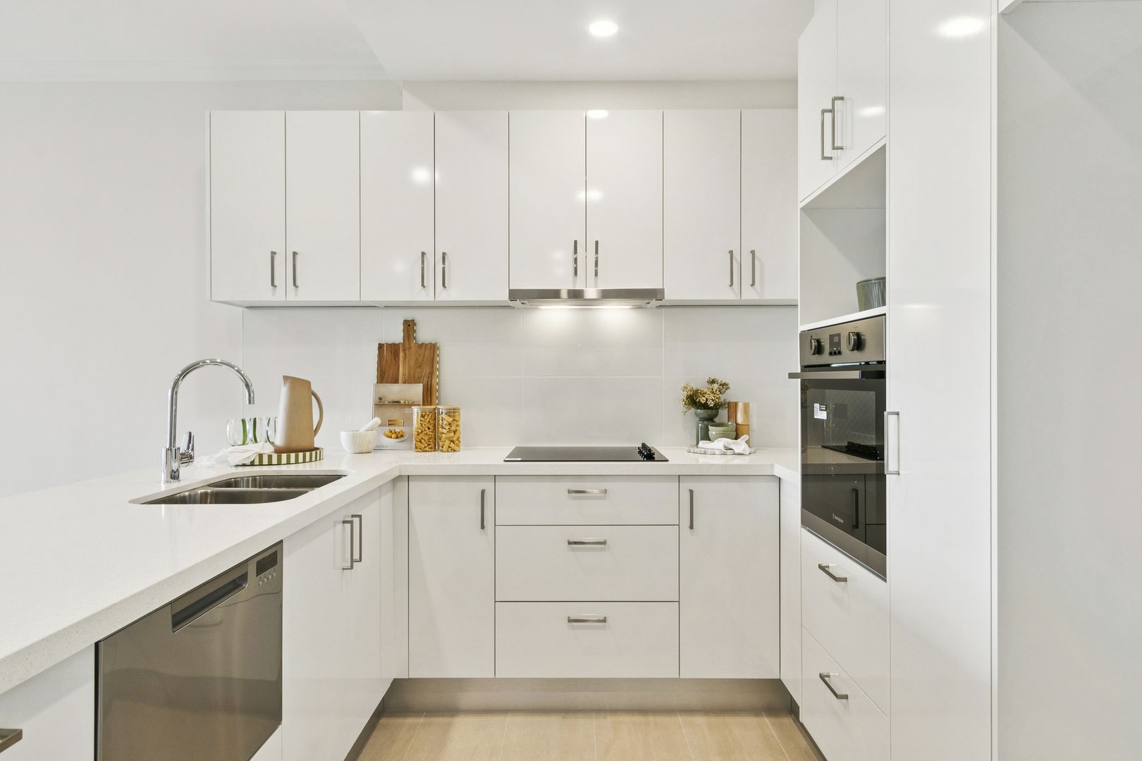 Stunning 2-bedroom apartment with balcony views