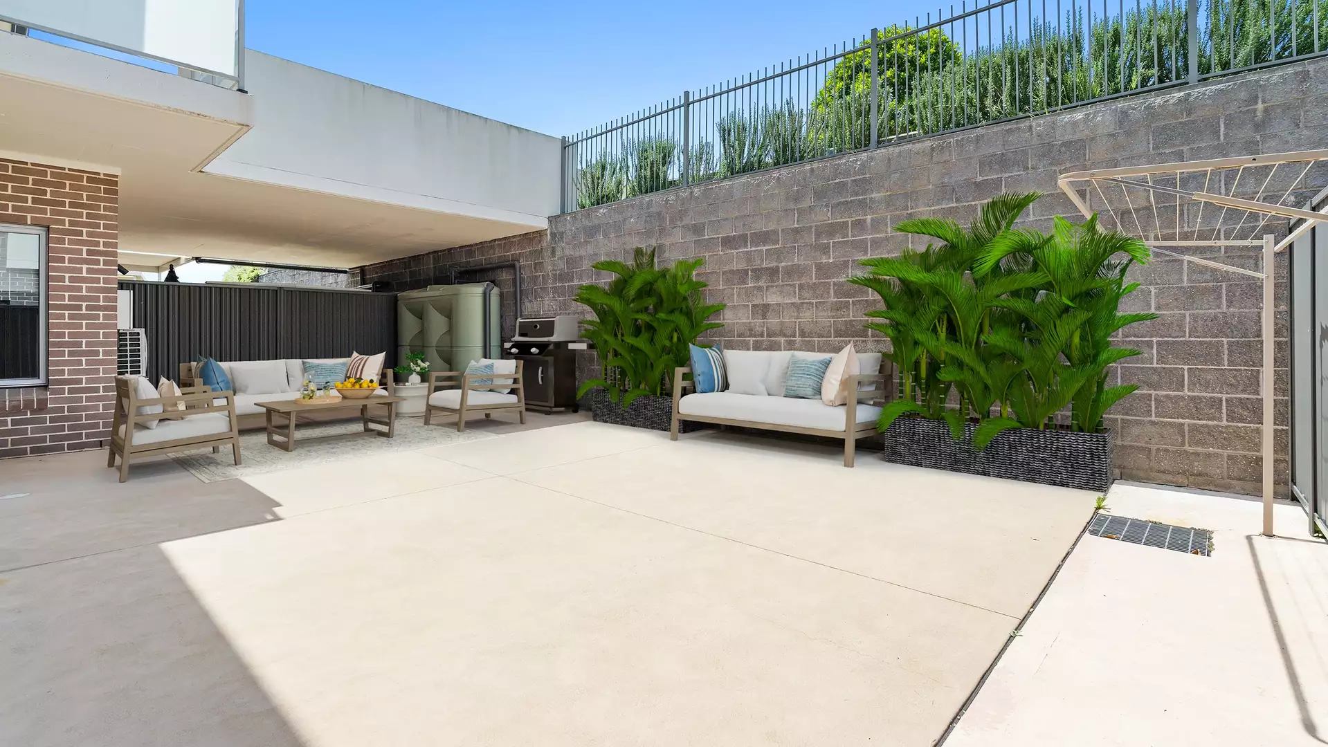 196/100 Gilchrist Dr, Campbelltown NSW 2560