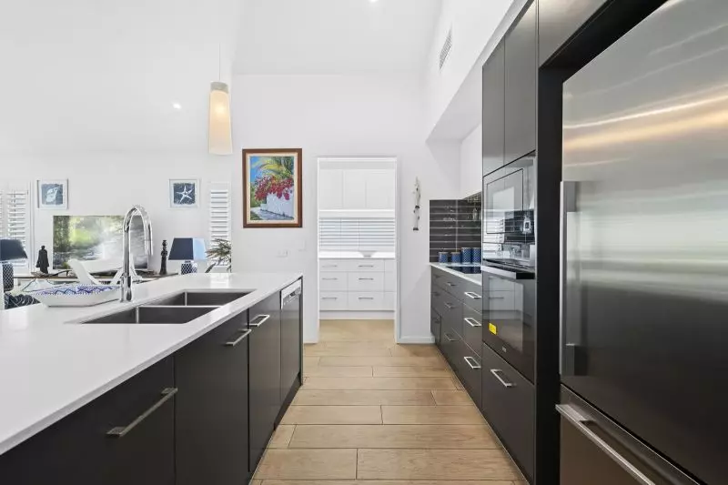 Site 383 - Established Prestwick