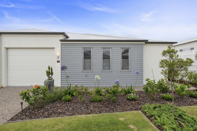 Prime Resort Living & Garden Views- Your Opportunity Awaits!