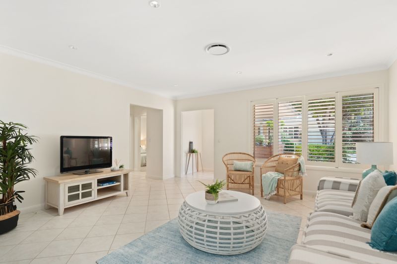 North Facing villa with multiple entertaining options