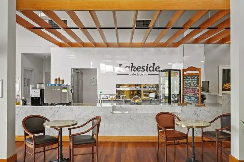 Beautifully appointed one-bedroom villa