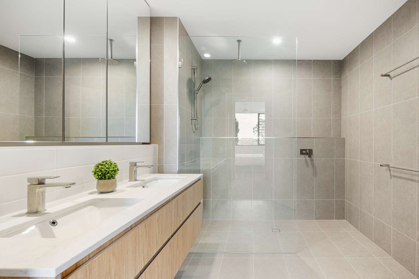 Brand New Luxury Apartments Now Selling!