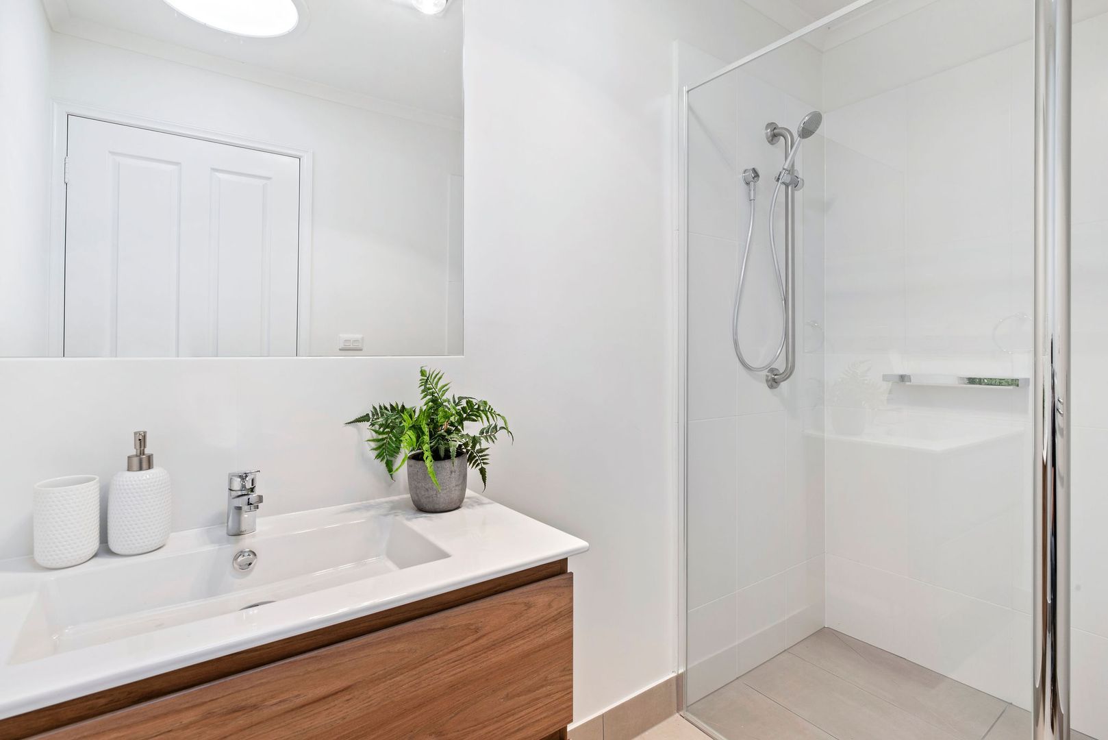 Spacious 2 Bedroom Brick Villas at Burnside!